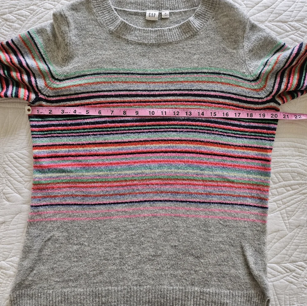 GAP Multi Stripe Sweater Gray And Pink